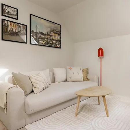 Dinbnb L 100m To Bryggen L Pet Friendly L Sleeps 4 L Smart-tv דירה